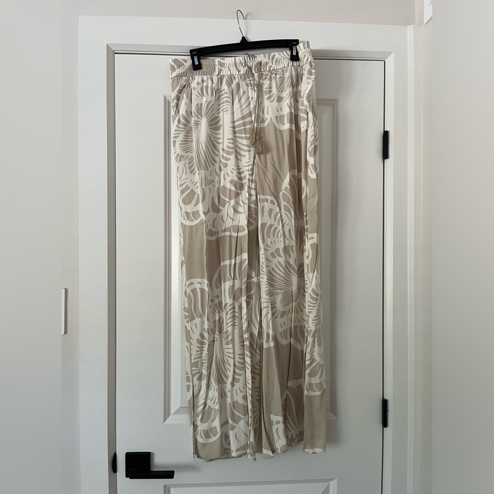 RW & CO wide leg pants